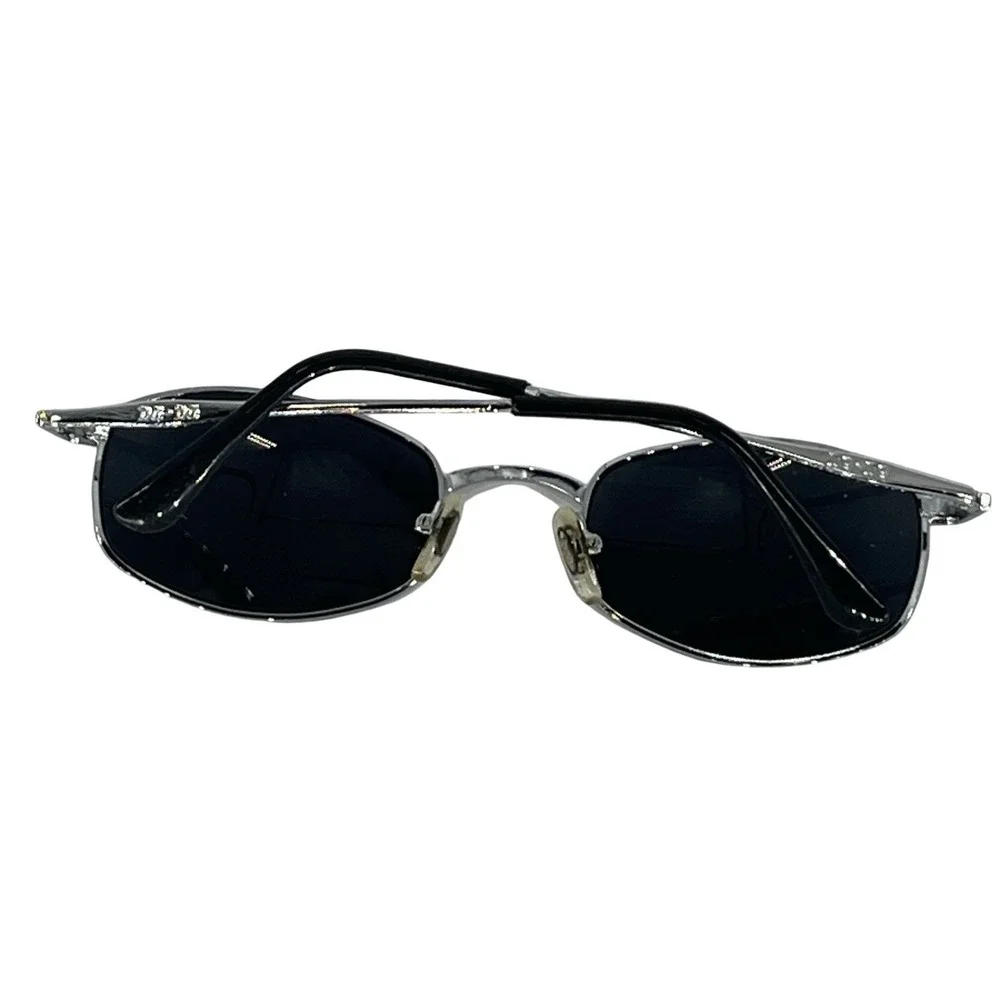 Deziner nos sunglasses